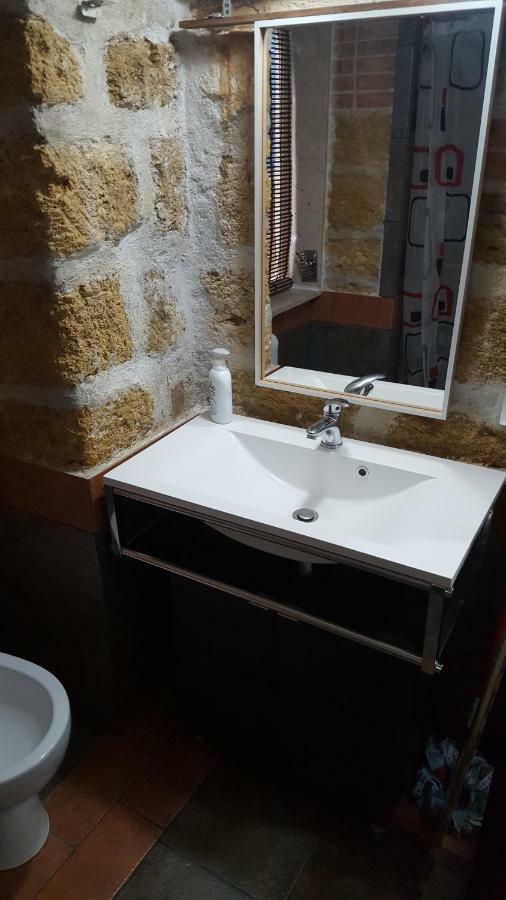 Brick Apartment Палермо Екстер'єр фото